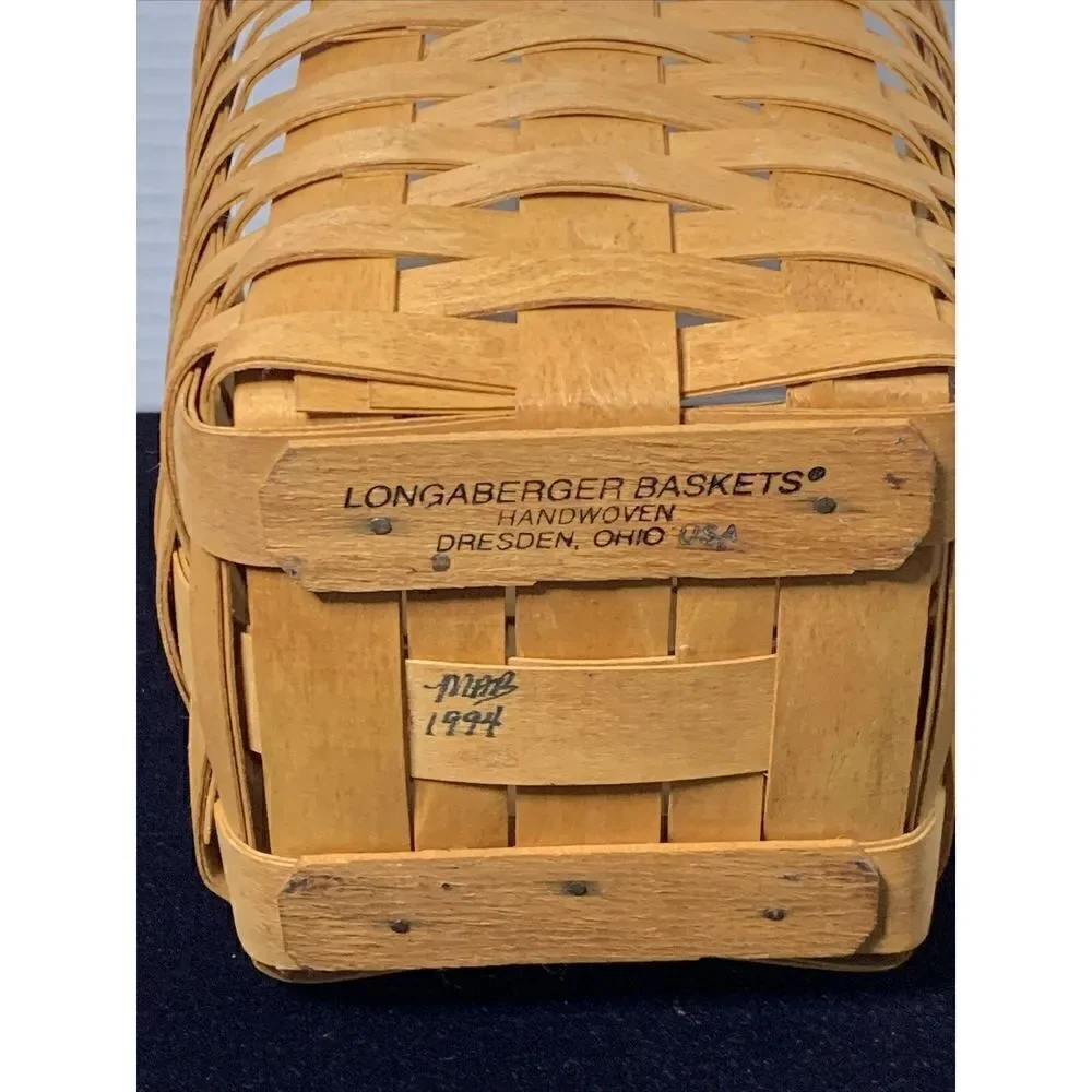 Longaberger 1994 Small Basket Classic Finish Square Opening 8